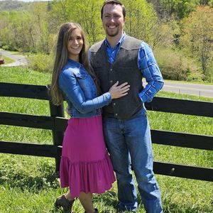 Meet your Posher, Leslie